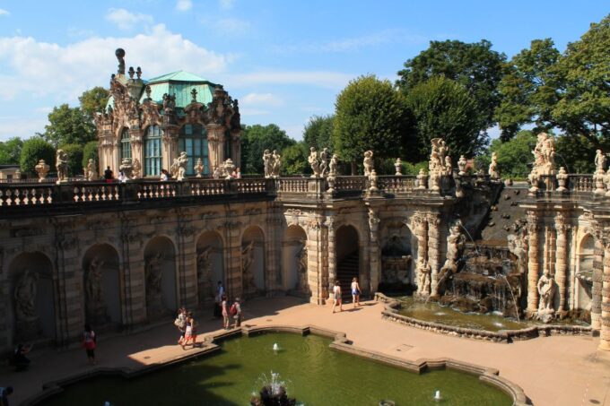 Dresden: Guided City Walk With a Cup of Coffee - Historic Old Town Exploration