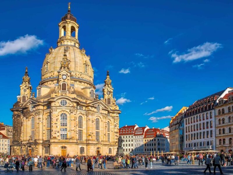 Dresden Old Town Audio Rally by P.I. Sir Peter Morgan - Meeting Point and Requirements