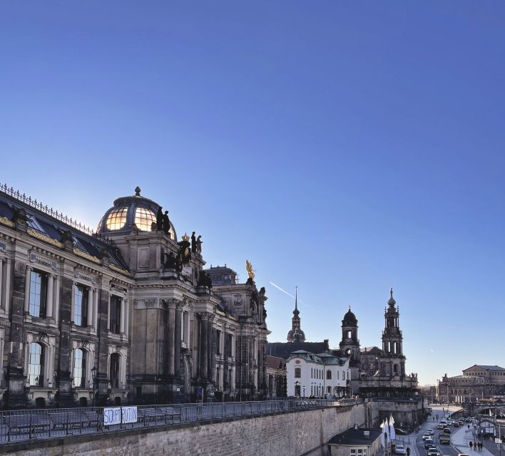 Dresden: Old Town Outdoor Escape Game Manhunt - Adventure Experience