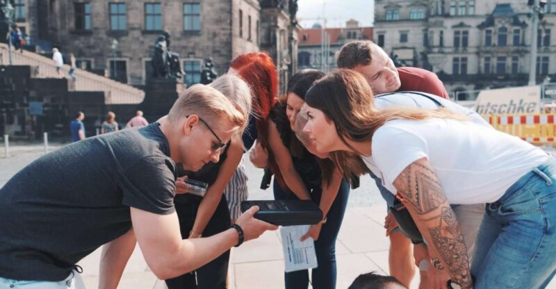 Dresden: Old Town Outdoor Escape Game Manhunt - Key Points
