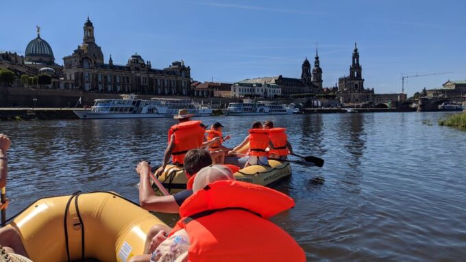 Dresden: Privat Boat Tour at Sunset With Beergarden Stop - Meeting Point and Requirements
