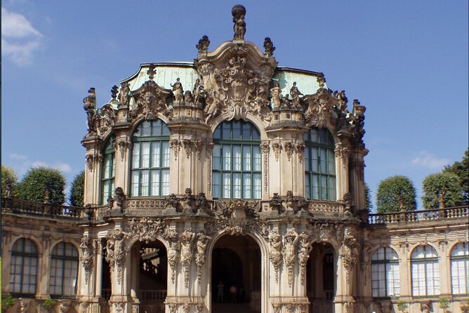 Dresden Scavenger Hunt and Sights Self-Guided Tour - Tour Features