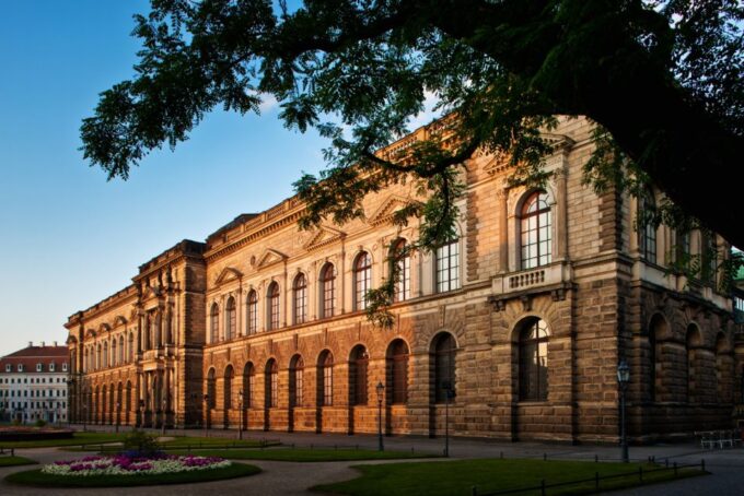 Dresden: Semperoper and Old Masters Picture Gallery - Frequently Asked Questions