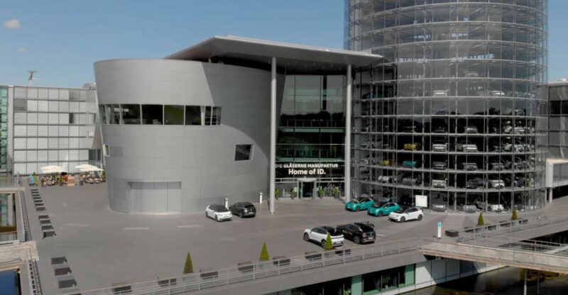 Dresden: Tour of VWs Transparent Factory - Wheelchair Accessibility and Group Size