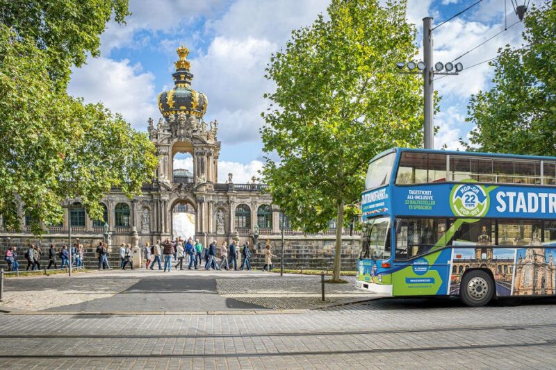 Dresden: Zwinger Skip-the-Line & 2-Day Hop-On Hop-Off Bus - Gemäldegalerie Alte Meister