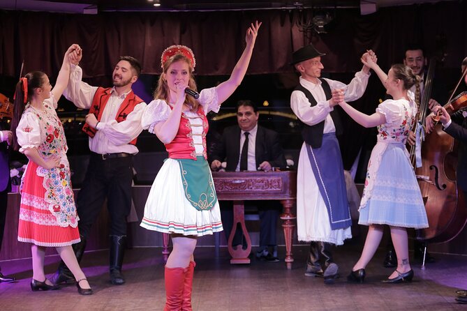 Drinks and Folklore Show Cruise in Budapest - Meeting Point and Departure