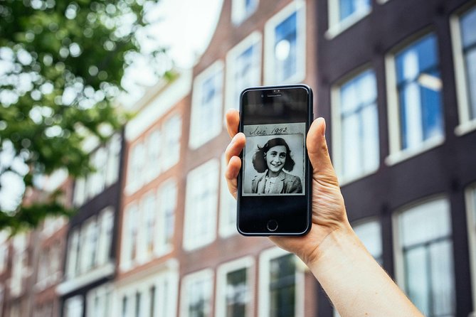 Drinks & Bites in Amsterdam Private Tour - Neighborhood Exploration