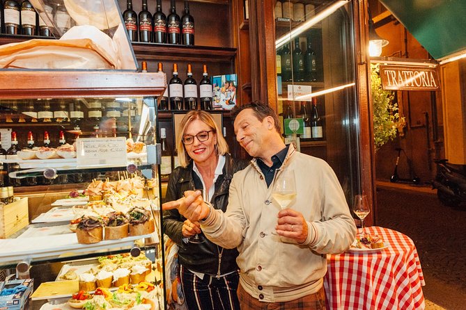 Drinks & Bites in Verona Private Tour - Piazza Delle Erbe