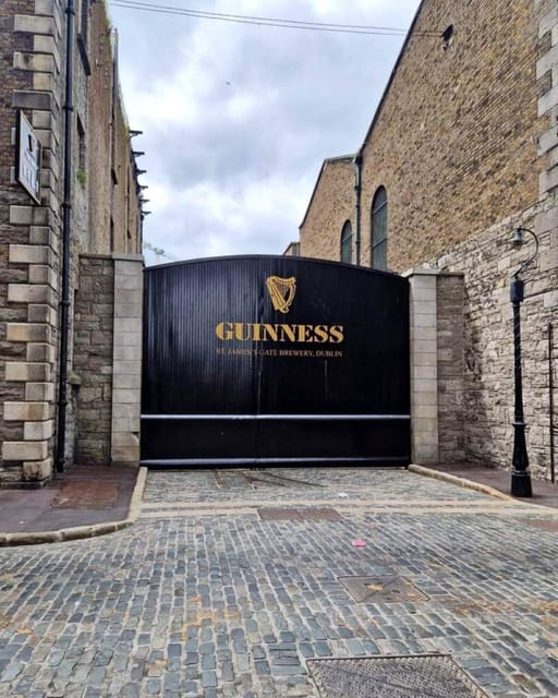 Drive Dublin in a Day - From Dublin City/Dún Laoghaire Port - Included Experiences