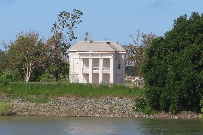 Driving in Delta's Wine Country: Private Self-Guided Audio Tour - Tour Features