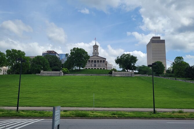 Driving Tour of Nashville, Sightseeing Van Tour - Vehicle and Guide