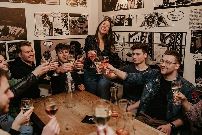 Drunken Walking Tipsy Tour in London - Alcoholic Beverages Included