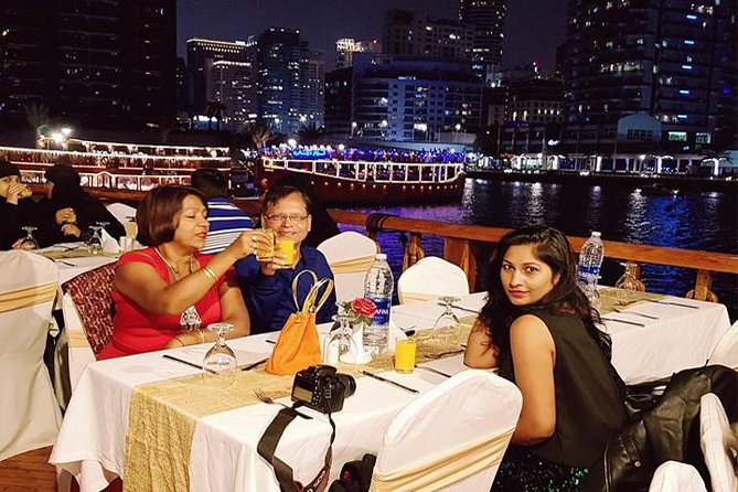 Dubai: 2-Hour Evening Dhow Cruise and Dinner - Meeting and Pickup