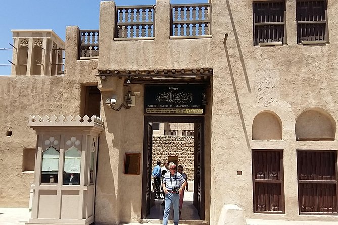 Dubai Cultural Tour With Traditional Lunch: A Modern Glimpse Of The Past . - Traditional Lunch Experience