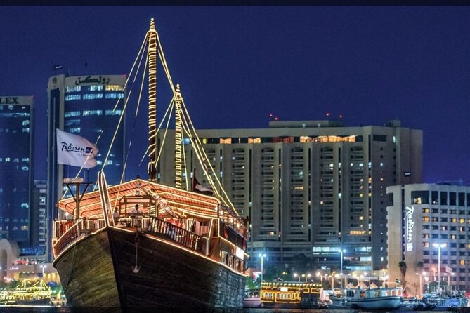 Dubai Iconic Helicopter Tour and Dhow Cruise Dinner Marina Combo - Reviews and Ratings