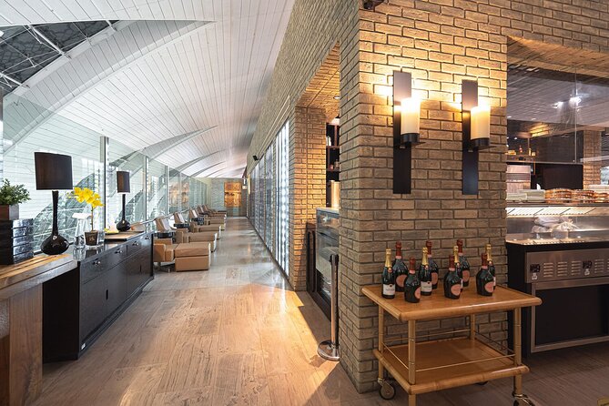Dubai International Airport (DXB) T3/T1/T2 Luxury Lounge Access - Customer Ratings and Feedback