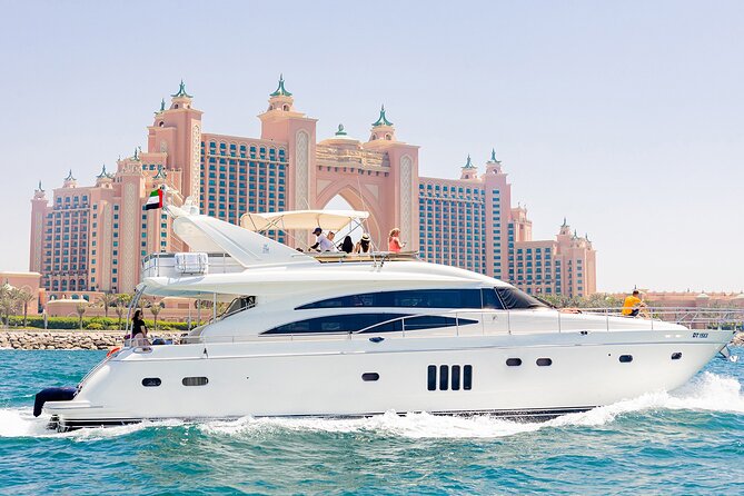 Dubai Luxury Yacht Tour With Live BBQ & Drinks - Inclusions and Amenities