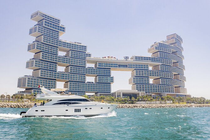 Dubai Luxury Yacht Tour With Live BBQ & Drinks - Meeting and End Points