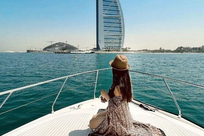 Dubai Luxury Yacht Tour With Live BBQ & Drinks - Guest Requirements and Restrictions