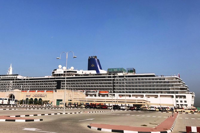 Dubai Private Transfer: Dubai International Airport to Cruise Port - Luggage and Group Capacity