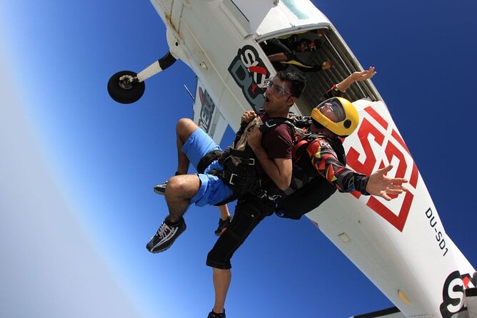 Dubai Skydive Tandem Over the Palm Including Transfers - Requirements and Restrictions