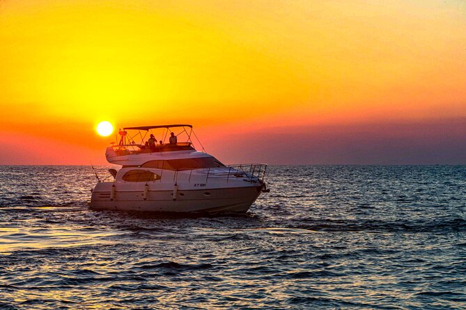 Dubai Yacht Rental - Book 58 Ft Private Yacht up to 28 Persons - Booking Details