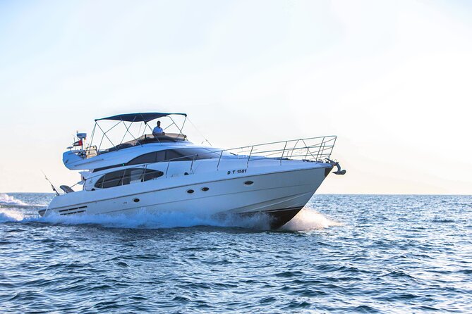 Dubai Yacht Rental - Book 58 Ft Private Yacht up to 28 Persons - Included Amenities