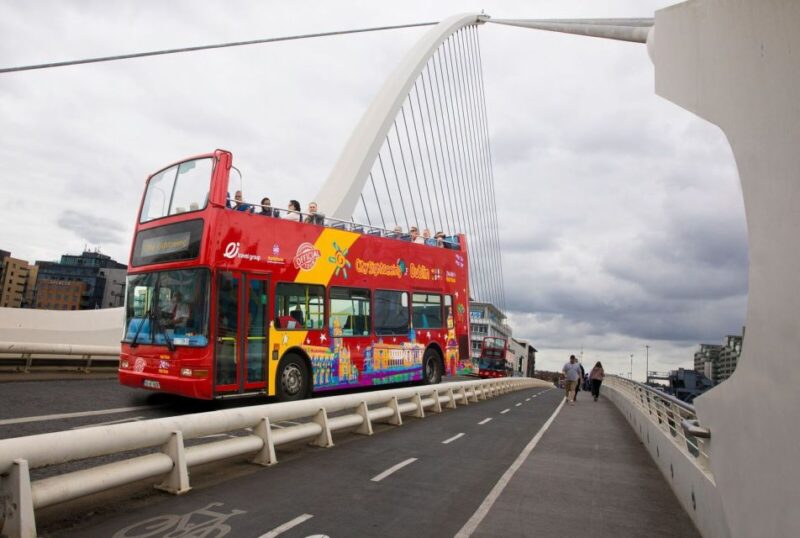 Dublin: City Sightseeing Hop-On Hop-Off Bus Tour - Walking Tour