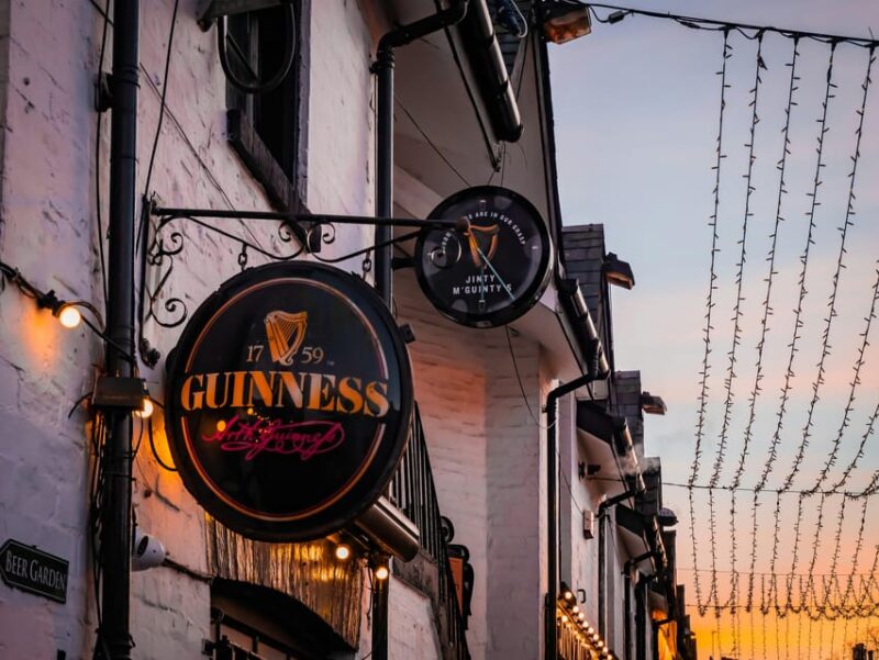 Dublin: Culture, Folklore and Literature Walking Tour - Key Points