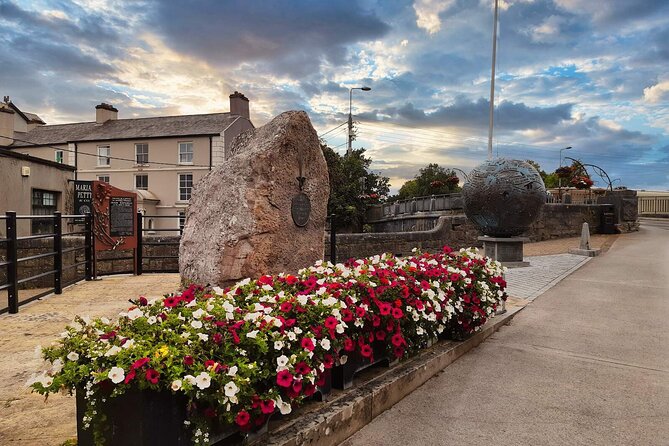 Dublin Day Trip to Cliffs of Moher, Ennis Town, Bunratty Castle - Inclusions and Amenities