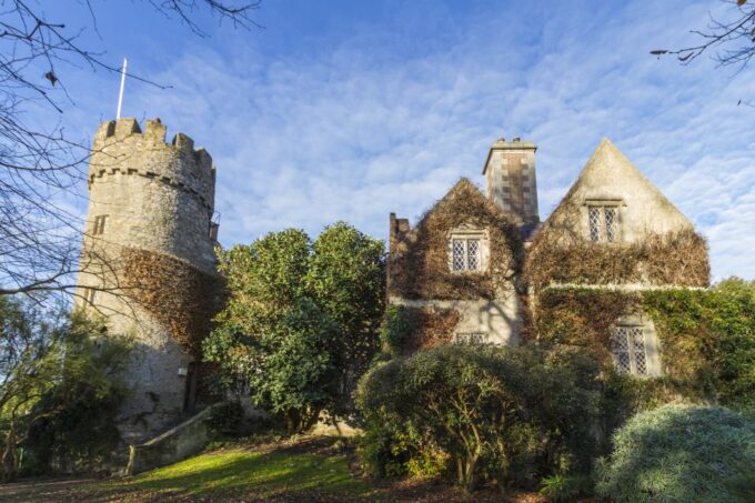 Dublin: Full-Day Howth and Malahide Castle Tour - Cancellation Policy