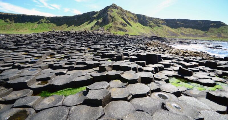 Dublin: Giants Causeway & Belfast (Titanic or Black Taxi) - Key Points