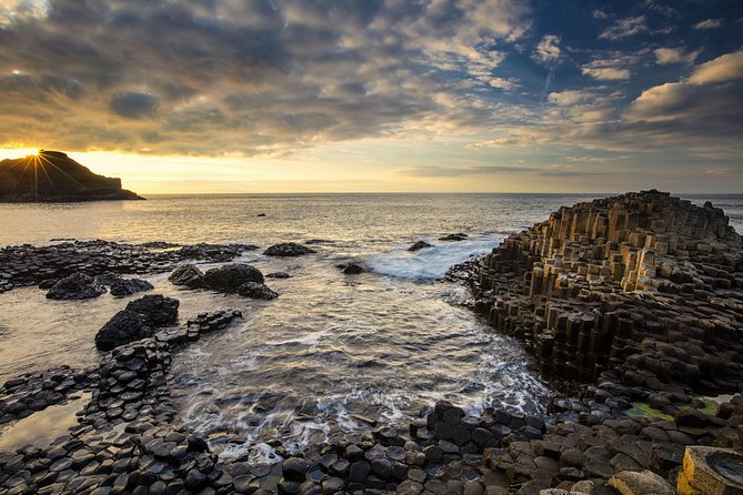 Dublin: Giants Causeway, Dunluce Castle, Dark Hedges and Belfast - Game of Thrones Filming