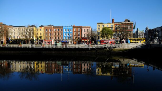 Dublin: Guinness Storehouse and Book of Kells Tour - Health and Dress Code