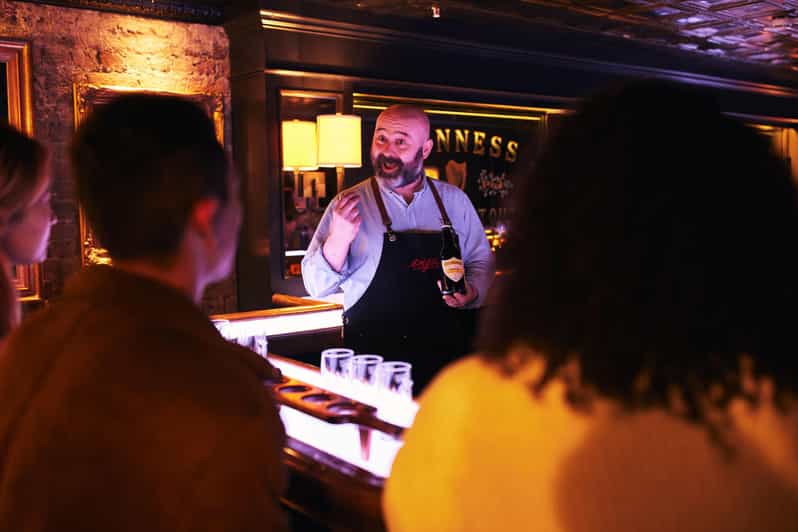 Dublin: Guinness Storehouse Connoisseur Experience - Key Points