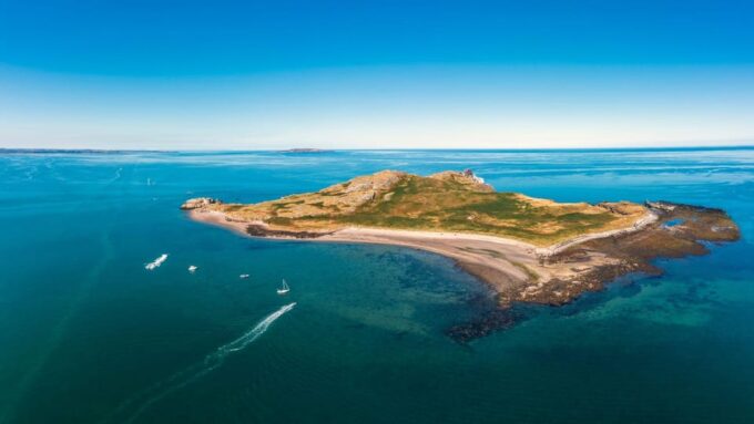 Dublin: Howth Lighthouse and Cliffs Boat Tour - Scenic Landscapes