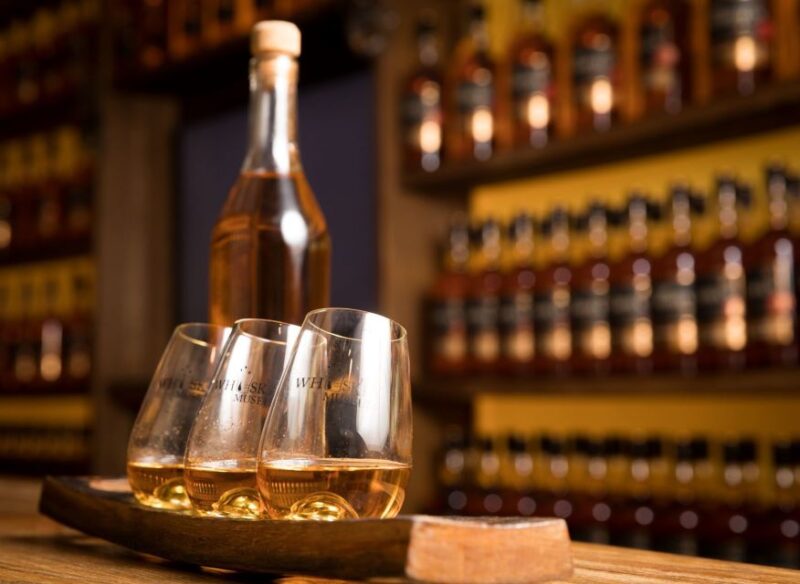 Dublin: Irish Whiskey Museum Blending Tour With Tastings - Tour Highlights