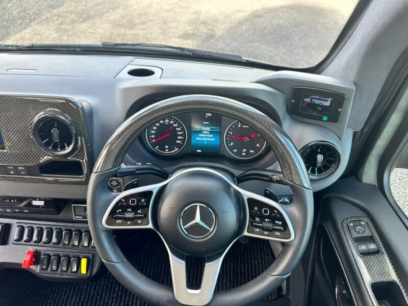 Dublin: Luxury Ground Transfer Service - Booking Information