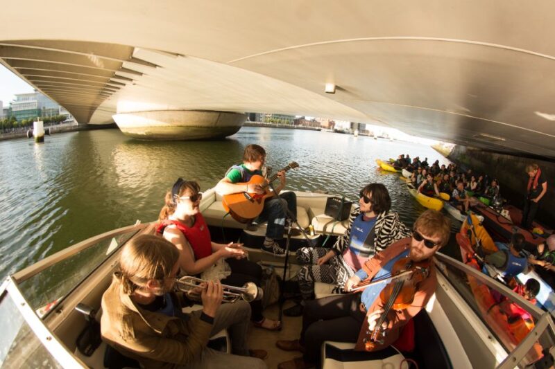 Dublin: Music Under the Bridges Kayaking Tour - Experience Highlights