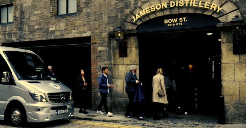 Dublin: Private Jameson and Guinness Half-Day Tour by Bus - Itinerary and Experience