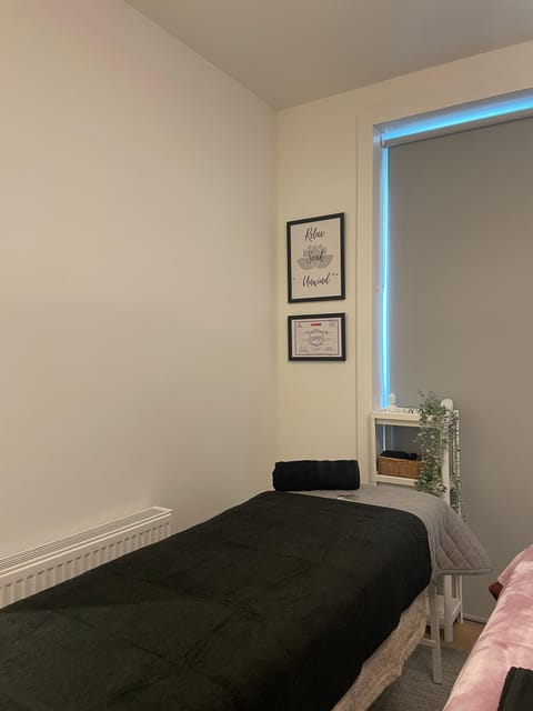 Dublin: Relaxing Massage - Accessibility and Group Sessions