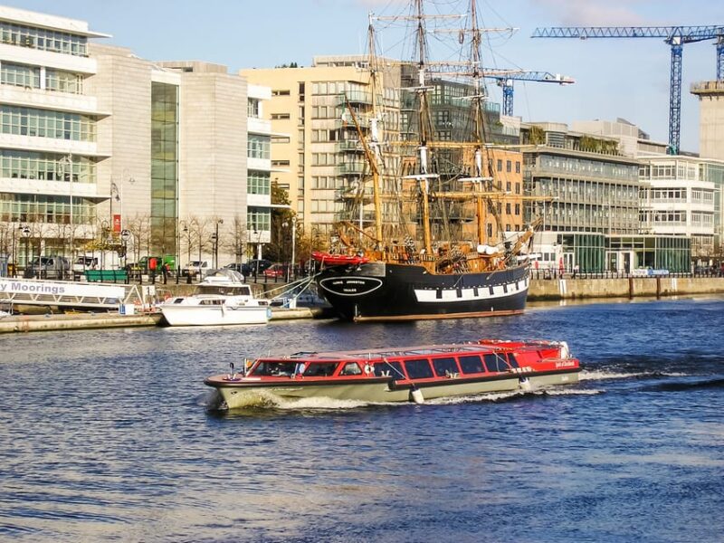 Dublin: River Liffey Sightseeing Cruise - Meeting Point and Information
