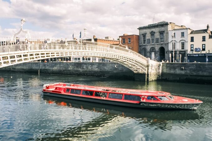 Dublin: River Liffey Sightseeing Cruise - Accessibility and Availability
