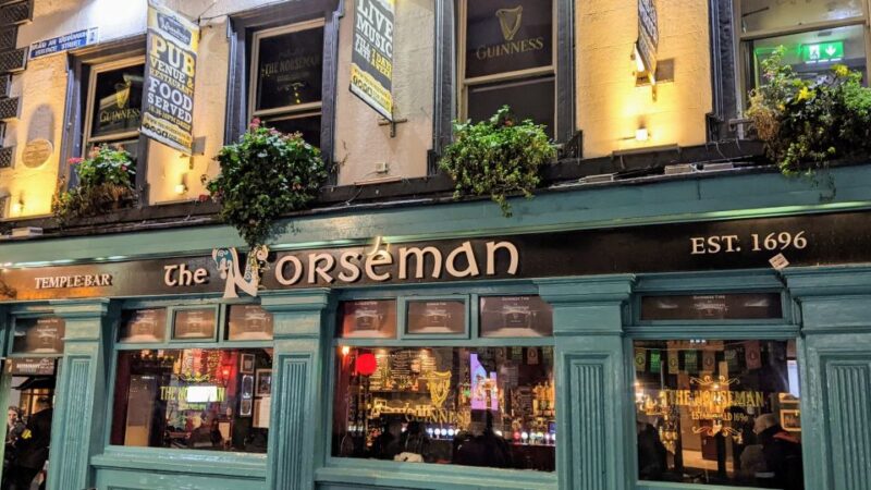 Dublin: Temple Bar Self-Guided Must-See Highlights Tour - Key Points
