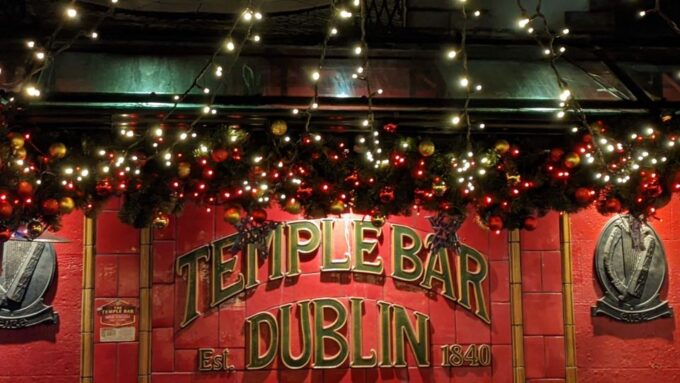 Dublin: Temple Bar Self-Guided Must-See Highlights Tour - Flexible Pacing