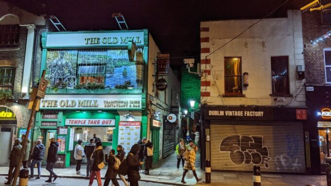 Dublin: Temple Bar Self-Guided Must-See Highlights Tour - Frequently Asked Questions