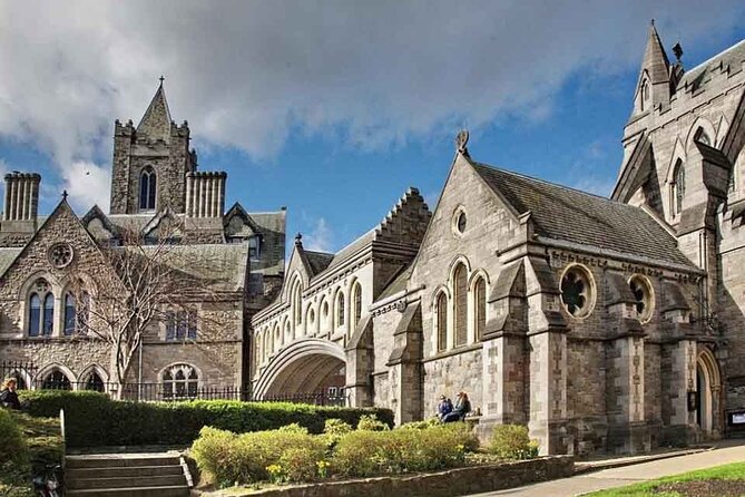 Dublin – Top 10 City Highlights Walking Tour - Key Points