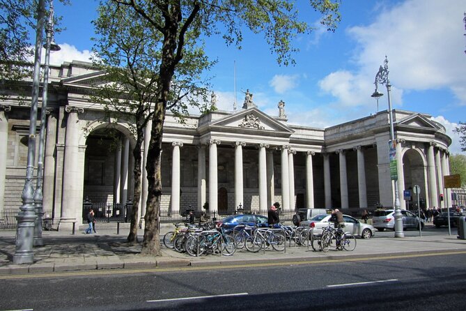 Dublin – Top 10 City Highlights Walking Tour - Meeting and Pickup