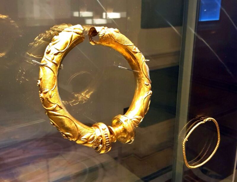 Dublin: Treasures of Ireland Museums Private Tour - Itinerary Highlights