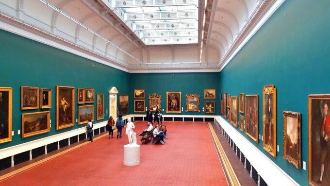 Dublin: Treasures of Ireland Museums Private Tour - Group Size and Pricing